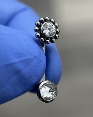 Joya Piercing Sol / En Titanio Para Pecho y Cara