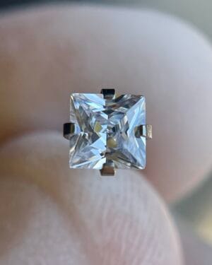 Joya para piercing en titanio para oreja zircón blanco Robot