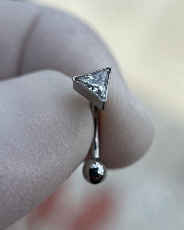 Joya Piercing Begonia