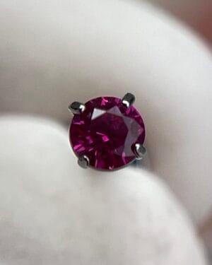 Joya para piercing Ruby para oreja nariz en titanio