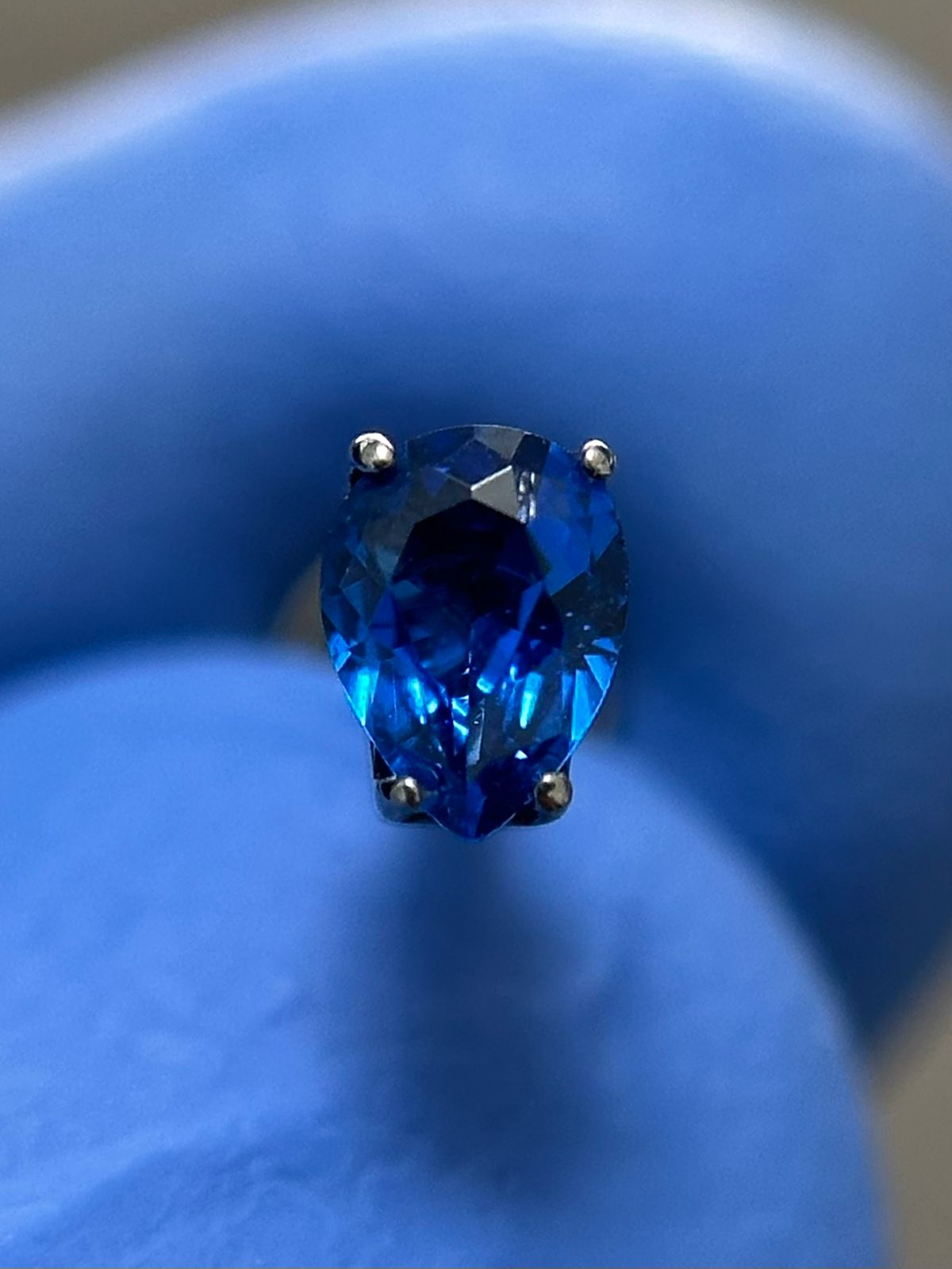 Joya Piercing Glo En titanio Para Oreja tienda en línea Colombia